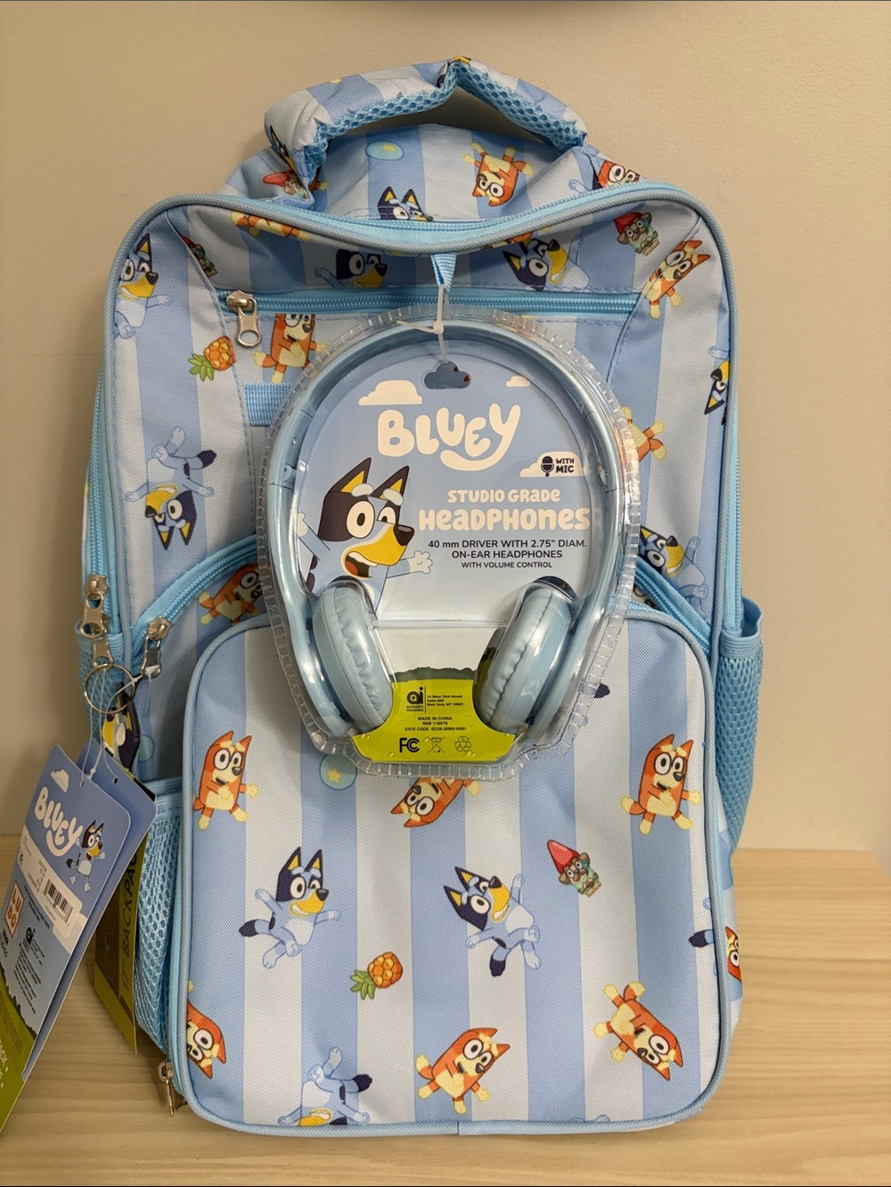 Bluey New! 4 piece backpack set